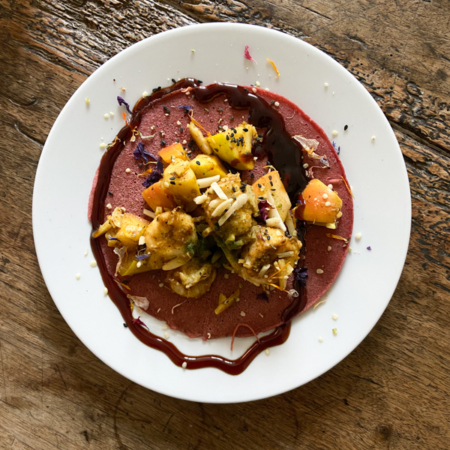 Buchweizen Pancakes mit gedünsteten Früchten